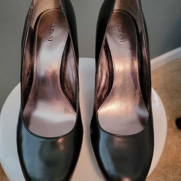 Alfani Black Leather Platform Heels - Picture 5 of 6